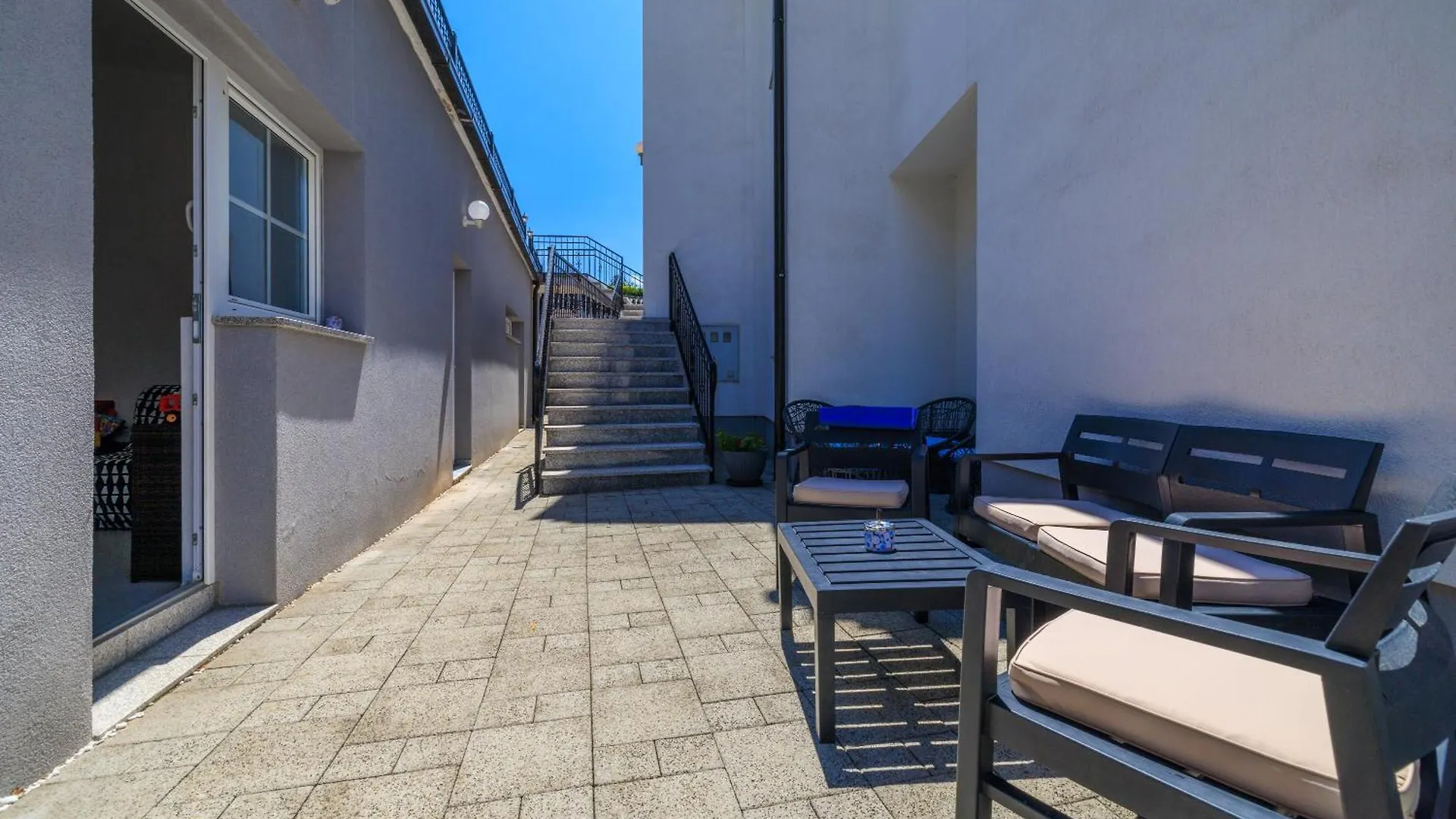 Villa Tatjana Apartment Mit Zwei Schlafzimmer Crikvenica